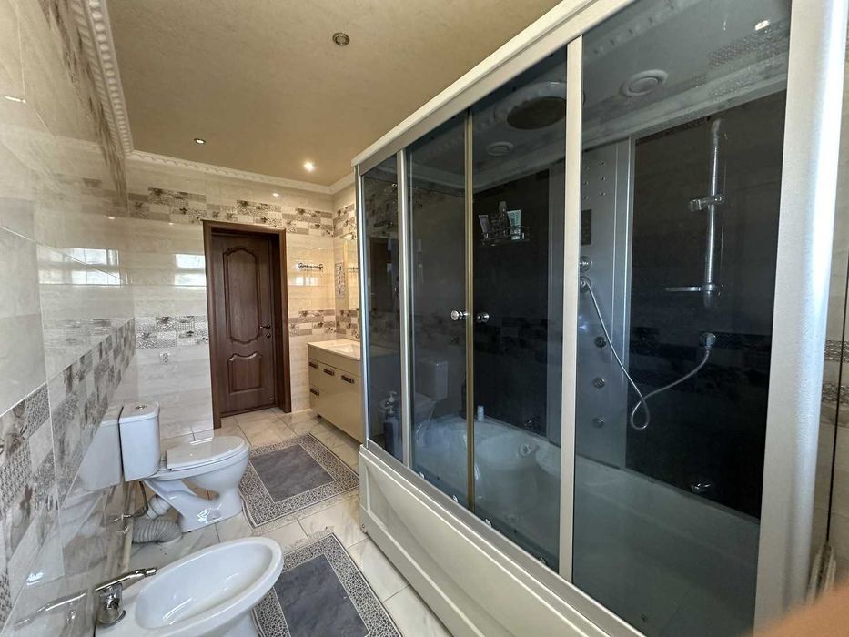 Продажа 2-этажного дома район Софии