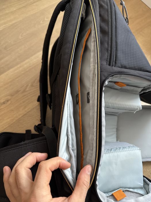 Фотографска раница LowePro BP 250 AW II