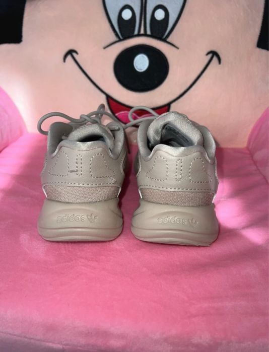 Adidas Ozelia marimea 25,5
