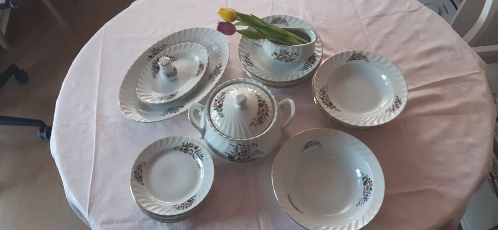 Прекрасен нов сервиз на Китка!