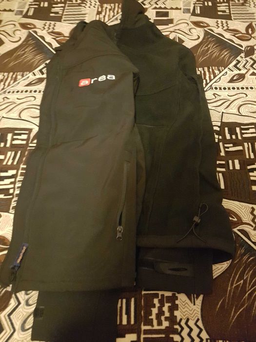 geci , hanorac ,trening nike , pantaloni fas, vesta reflectorizanta