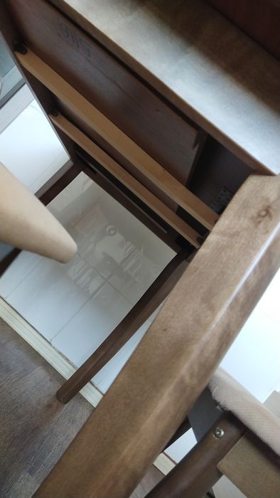 Стол кухонный с табуретками