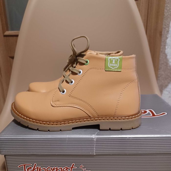 Страхотни  обувки естествена кожа  на ниска цена