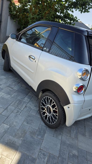 Vand MICROCAR M8 2013 -35390 km -ORIGINALI