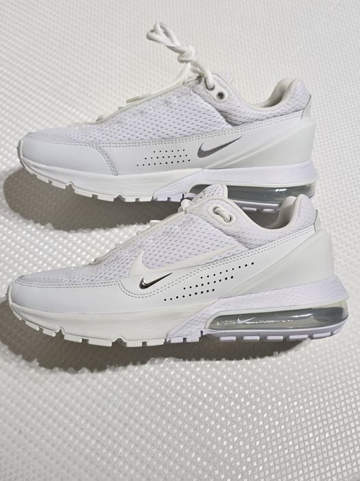 Nike Air Max Pulse