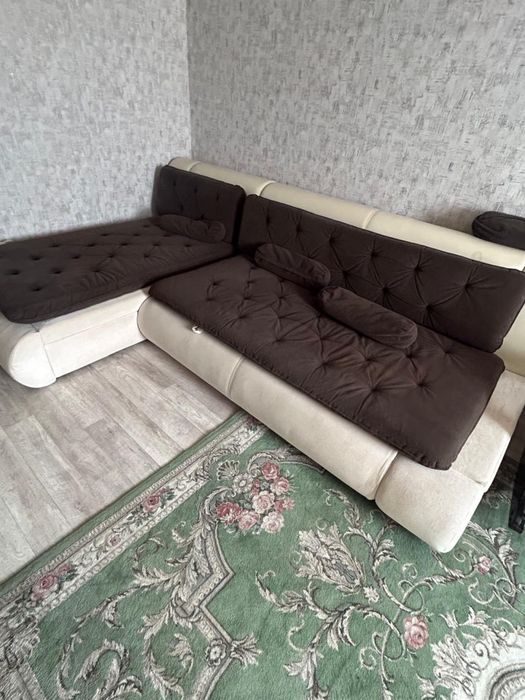 Диван для гостиной