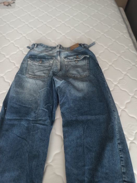 Дънки Pull Bear EUR 38