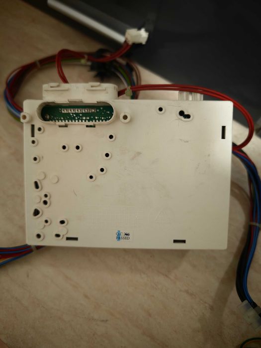 Hotpoint-Ariston AWM 1081 за вграждане мотор и платка