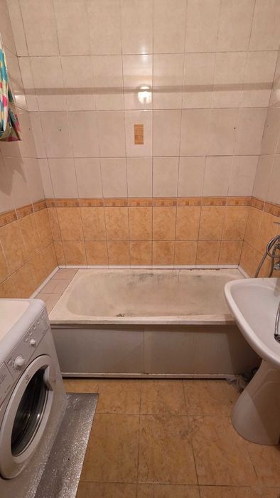 Продам квартиру на 8-м микрорайоне