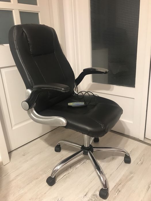 Scaun de birou cu masaj, functional  + Birou + corp suspendat