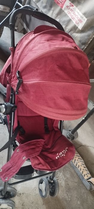 Детская коляска в хорошем состоянии