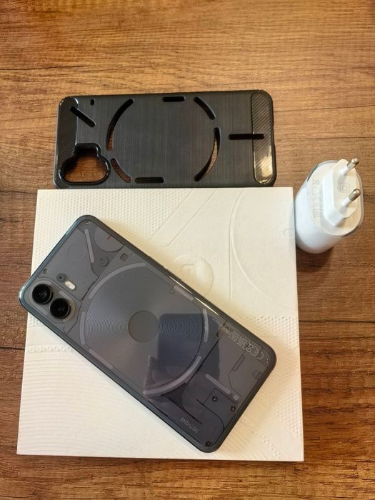 Продава,бартер Nothing Phone 2