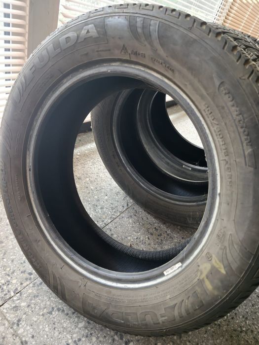 3бр Зимни Гуми (Fulda- 2бр и Continental-1бр)