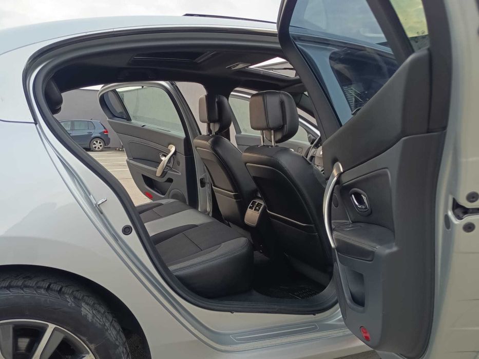 Renault LATITUDE 2.0 Diesel 150 Cp 2014 Initiale Paris