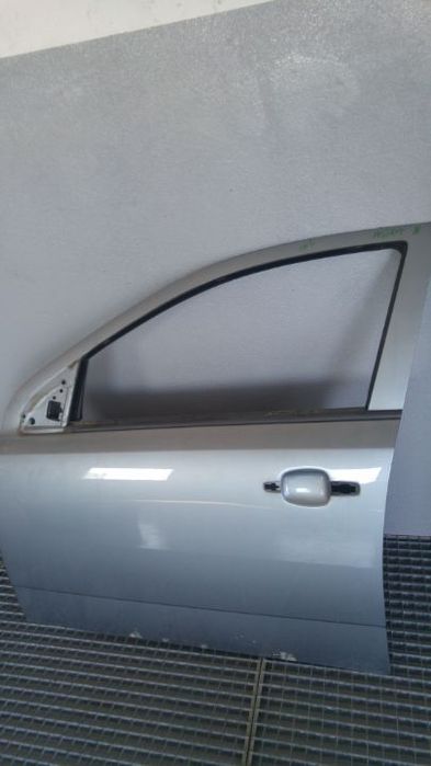 usa stanga fata opel astra h
