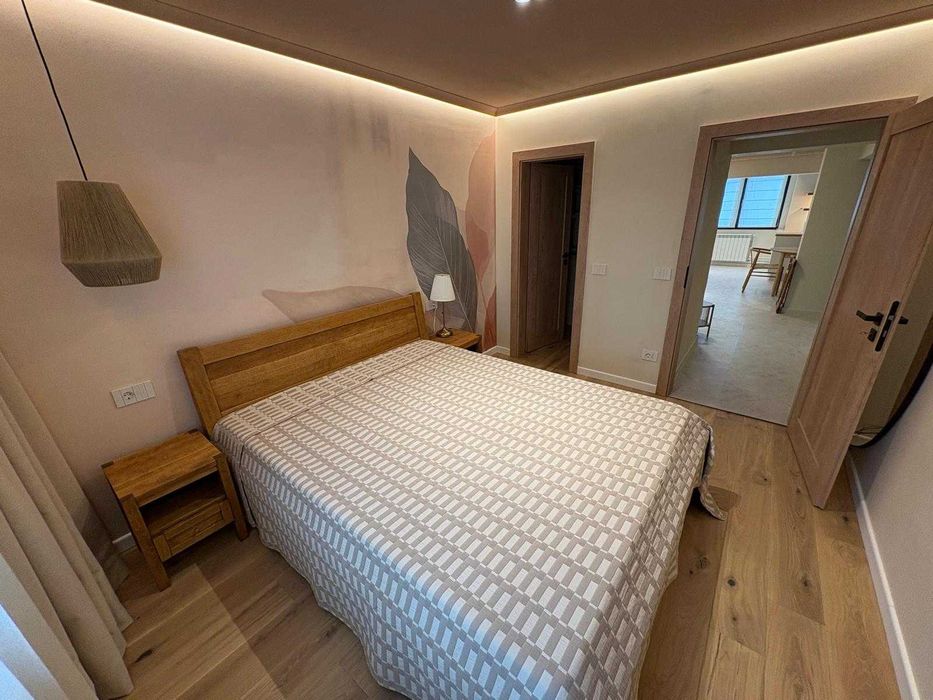 Apartament 3 Camere – Central – Lux – Prima inchiriere