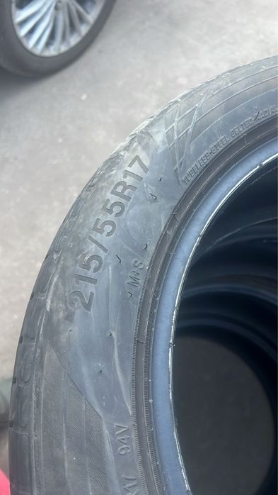 Продам резину на 215/55/17