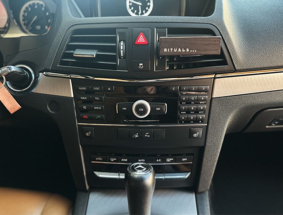 Mercedes E class 350 CGI (c207)