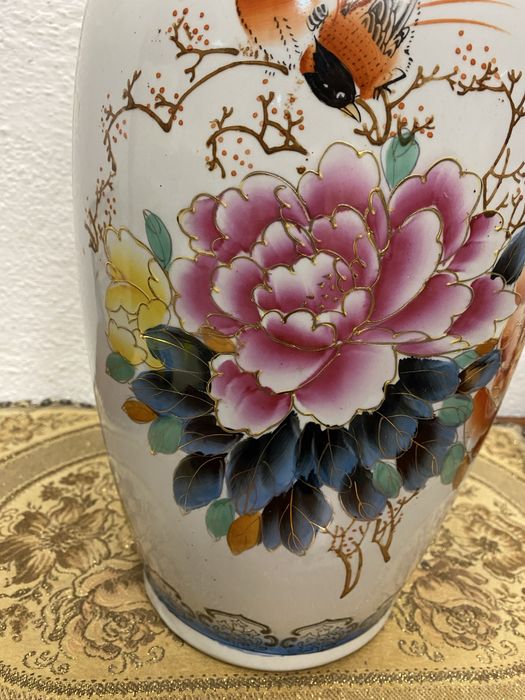 Китайска ваза от порцела с маркировка
