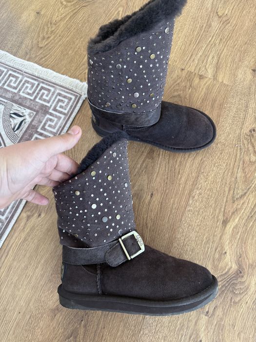 cizme imblanite de firma noi