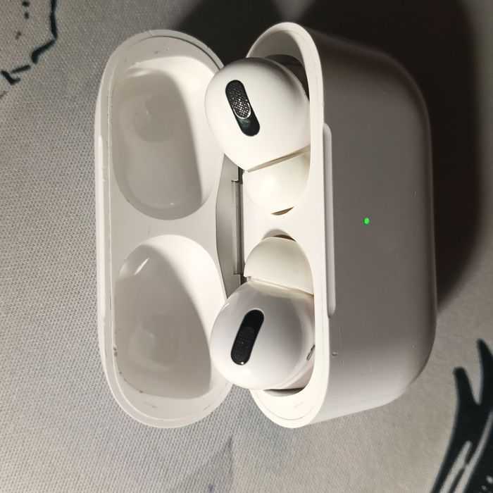 Продам AirPods Pro