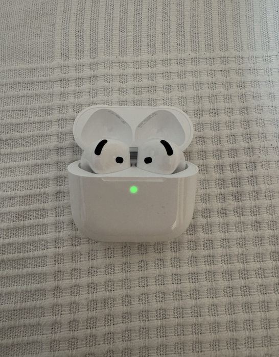 Airpods 4 ANC (sigilate)
