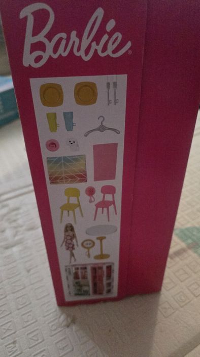 Нова къща за кукли Барби