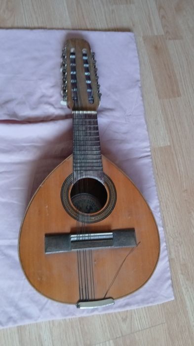 Vand bandurrie spaniola vintaje ,originală.Hijos de Tatay-Colectie Folk