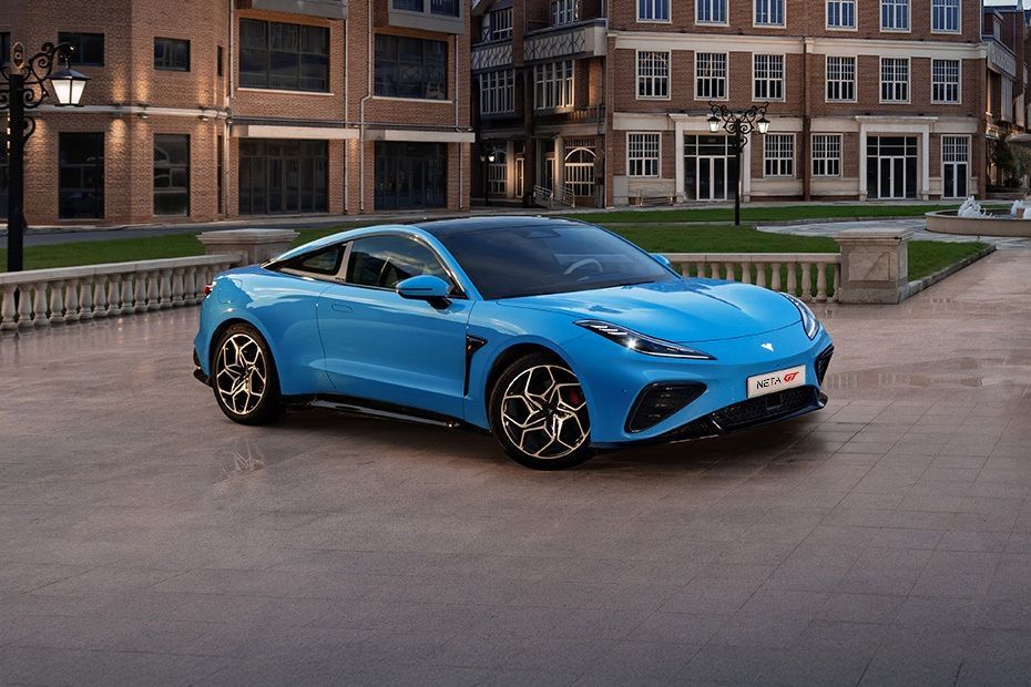 Neta GT AWD 2 matorlik 580 klm 3.7 sec 463 ot kuchi