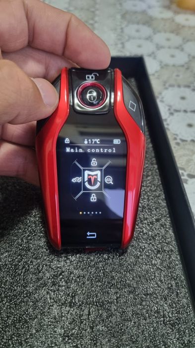 Сенсорный пульт управления для автомобиля