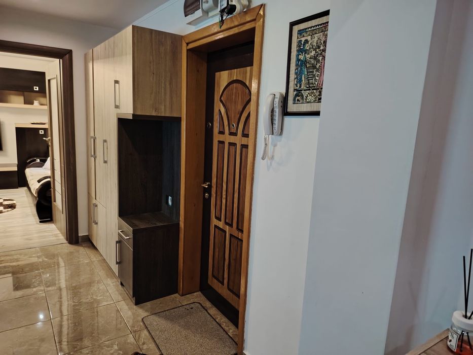 Inchiriez apartament ultracentral 2 camere