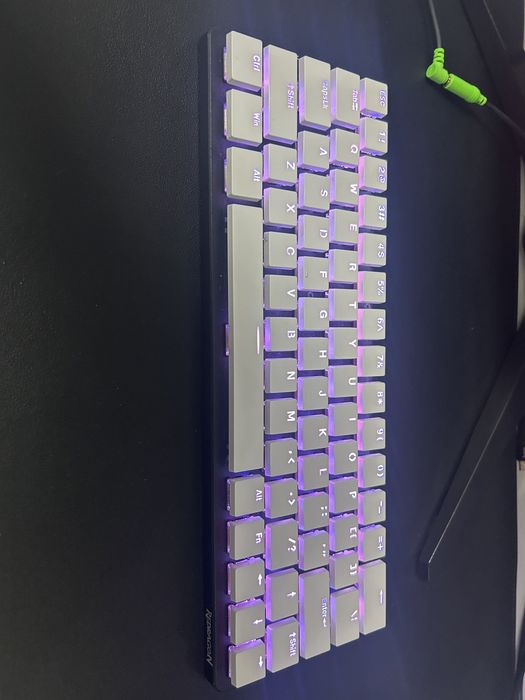 Продам клавиатуру REDRAGON