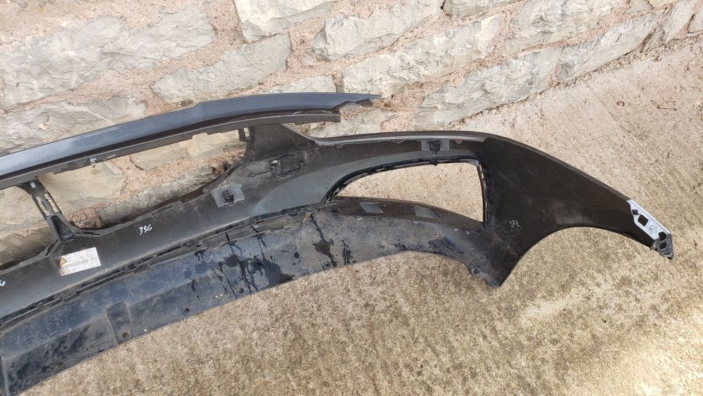 bronq/broni BMW 1  F40  2019-24g.