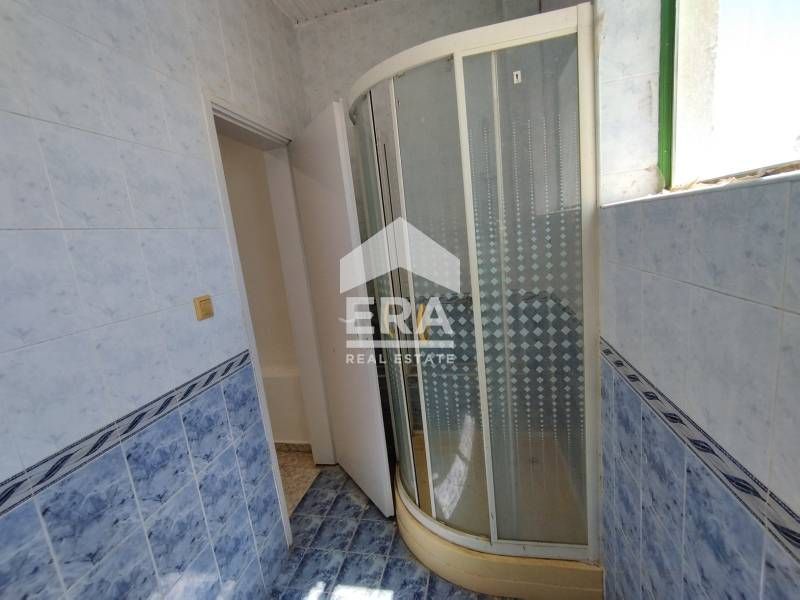 Дава се под наем Склад в Хасково, Промишлена зона - Север - 215 кв.м за 603.33 € - Снимка #6