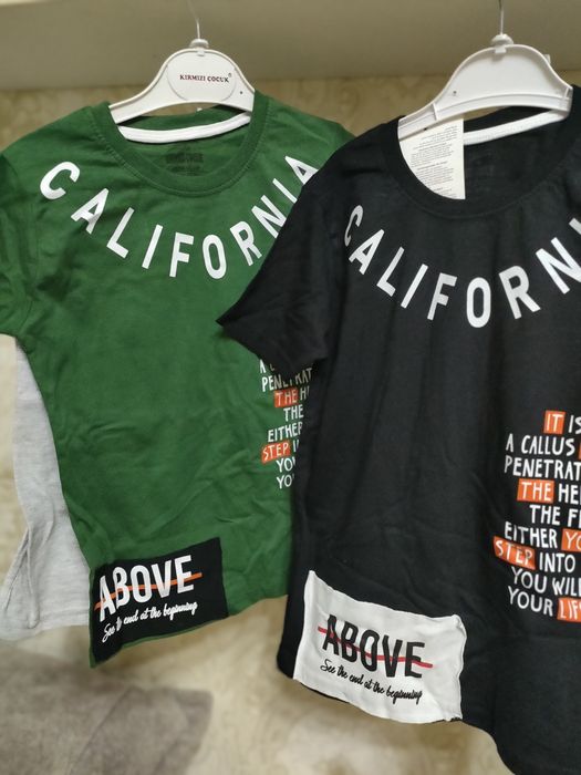 Продам два костюма двойка