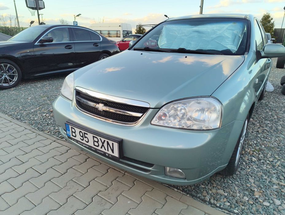 Chevrolet. Lacetti 1,6 benzină stare foarte bună