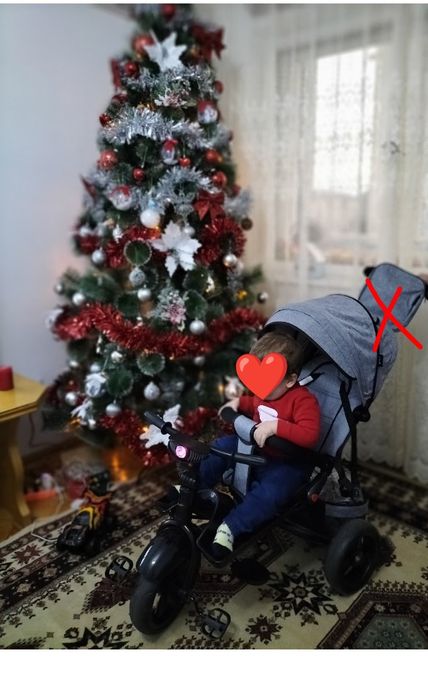 Tricicletă gri  cu lumină și muzică