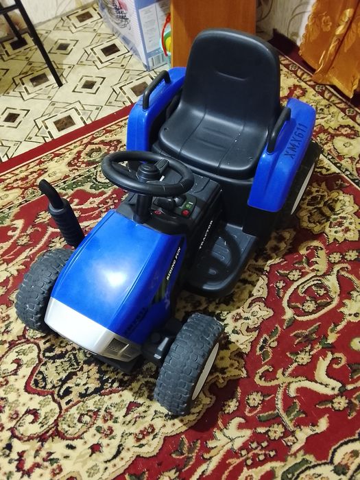 Продам трактор детский