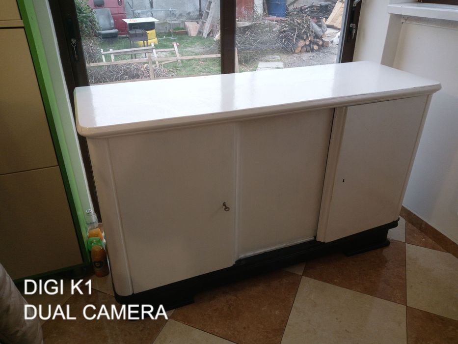 Comoda veche recondiționată