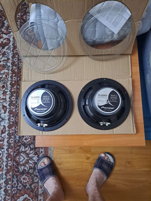 Продам новые сабвуферы