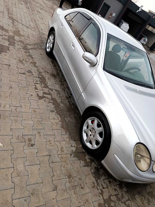 Mercedes E270cdi
