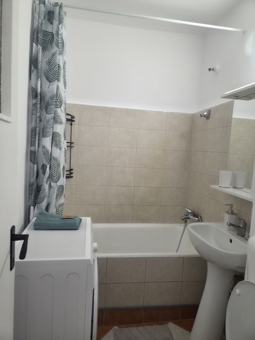 Garsoniera de inchiriat, 1 min metrou Dristor