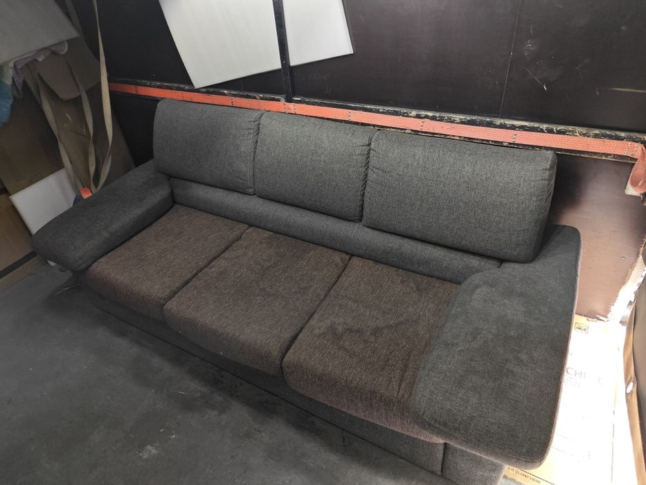 Диван в продаже в