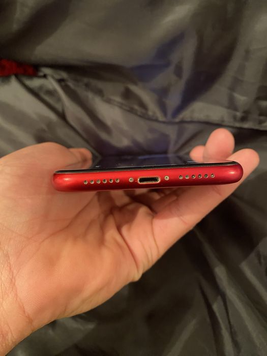 Продается Iphone xr.