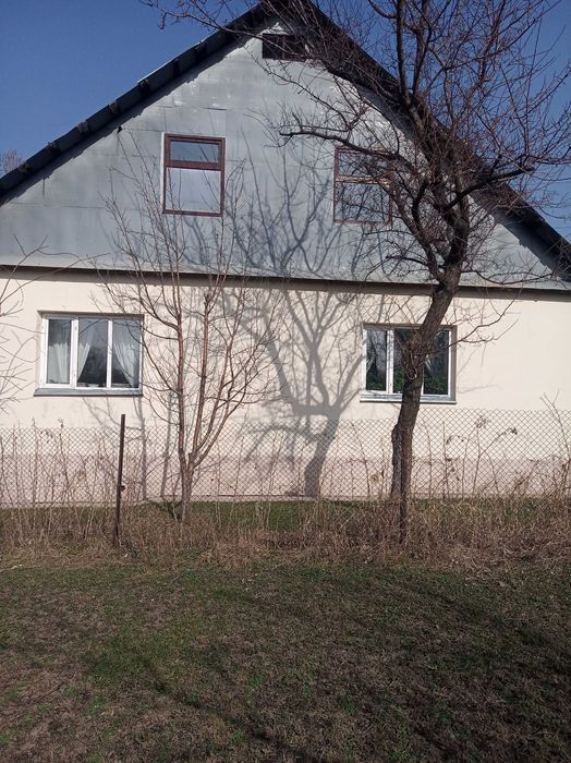 Продам дом кирпичный.