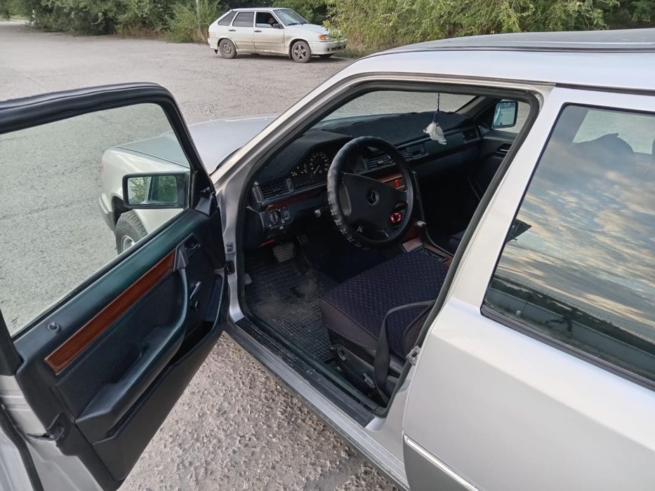 Mercedes benz e class