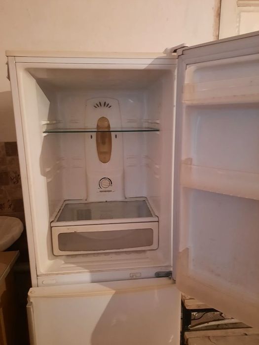 Холодильник сатылады