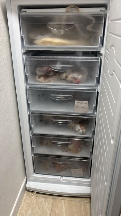 Продам морозильник ATLANT