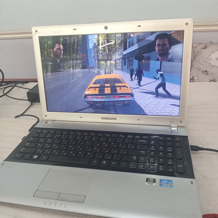 Ноутбук Samsung , Intel core i5,