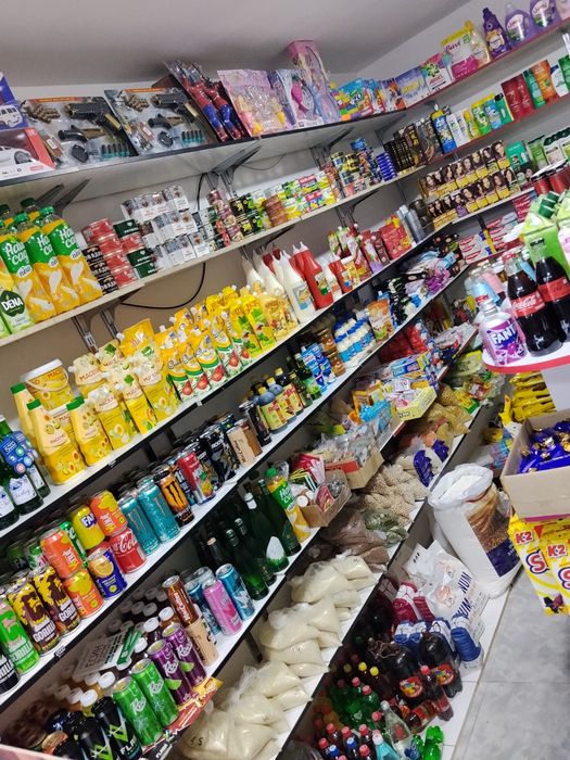 Dukon sotiladi surochni